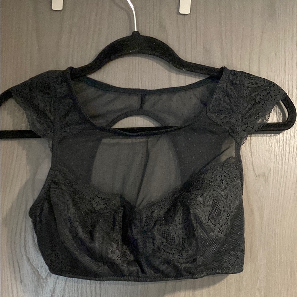 Elegant Black Lace Crop Top